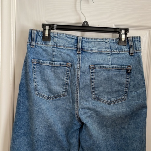 Button Fly - Picture 3 of 4